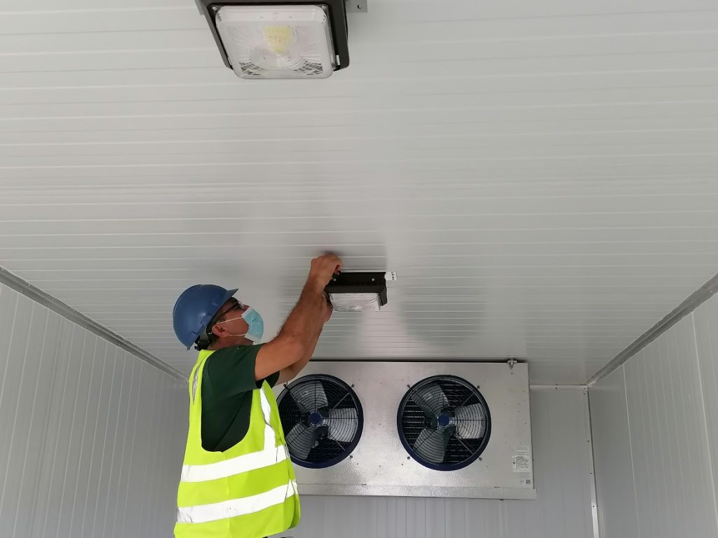 Sistema de refrigeración industrial con condensador y evaporador en Costa Rica